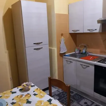 Modern In With Air Conditioning Apartment *
