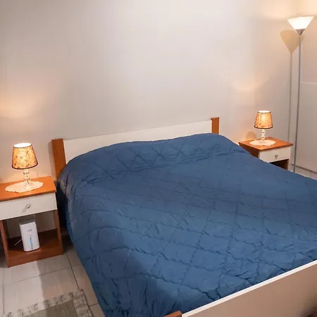 Modern In With Air Conditioning * Katanya
